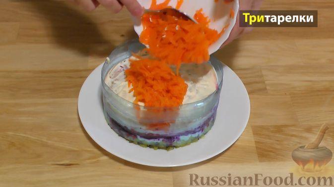 «В тесто можно добавить изюм»: рецепт морковного торта с грецкими орехами